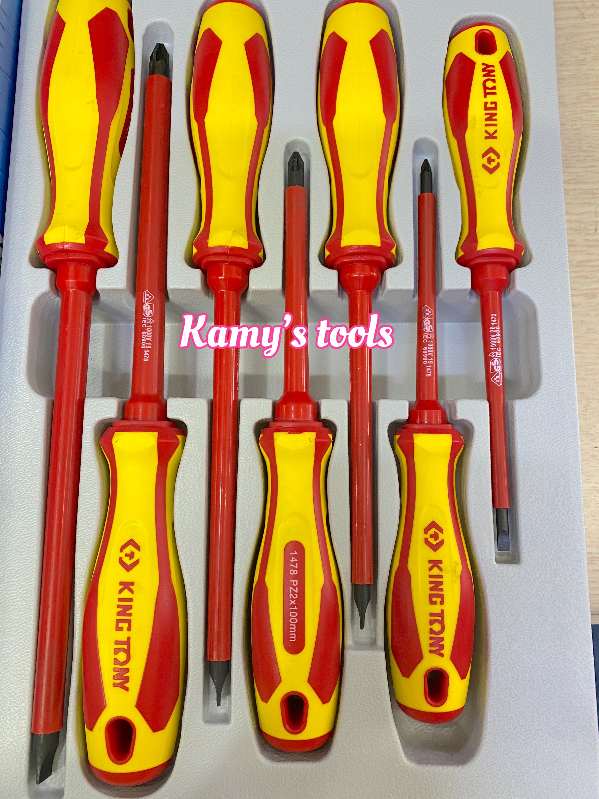 Bộ tua vít cách điện Kingtony 30607MR 7 cây tô vít