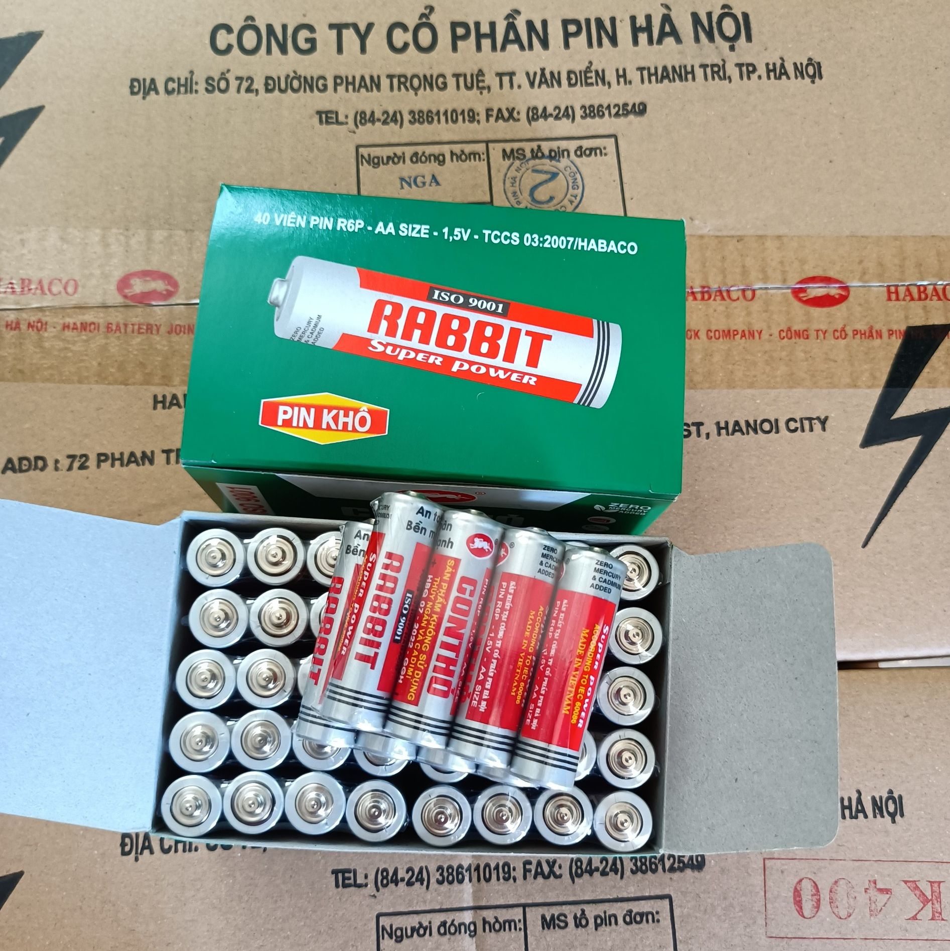 40 viên pin đũa aa con thỏ