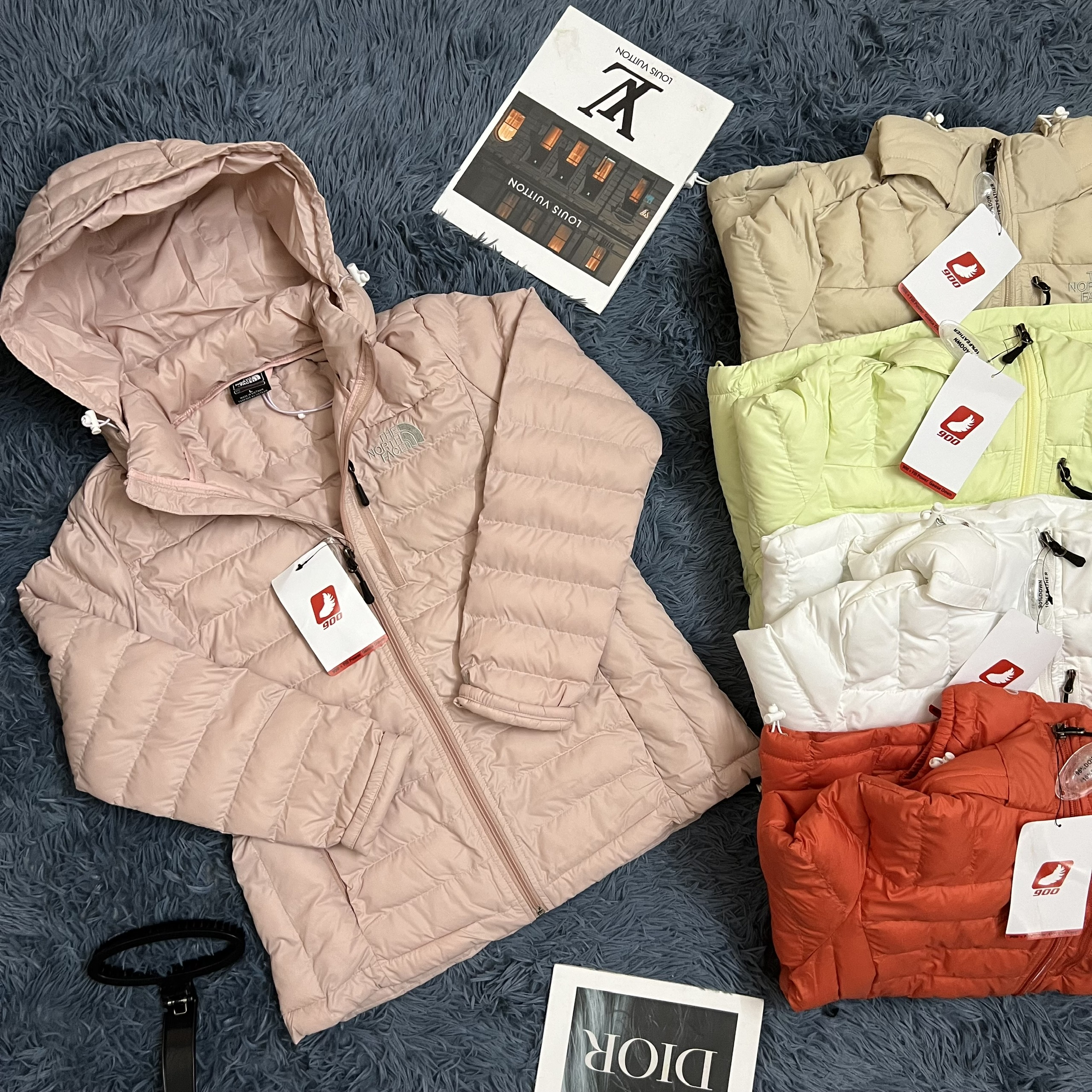 Áo Khoác Lông Vũ Nữ The North Face Siêu Nhe - Nhẹ Và Ấm -Có Thể Gấp Gọn Thành Túi Nhỏ