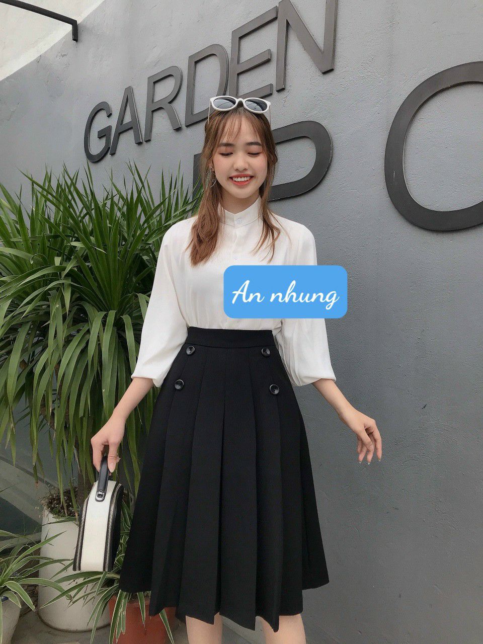 Chân váy xòe xếp ly