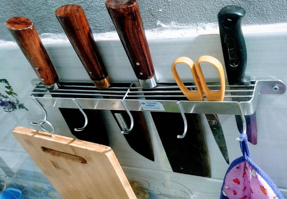 Giá kệ cài cắm dao kéo, treo thớt treo khăn inox ẢNH GỐC SẢN PHẨM CHÍNH HÃNG CỦA SHOP