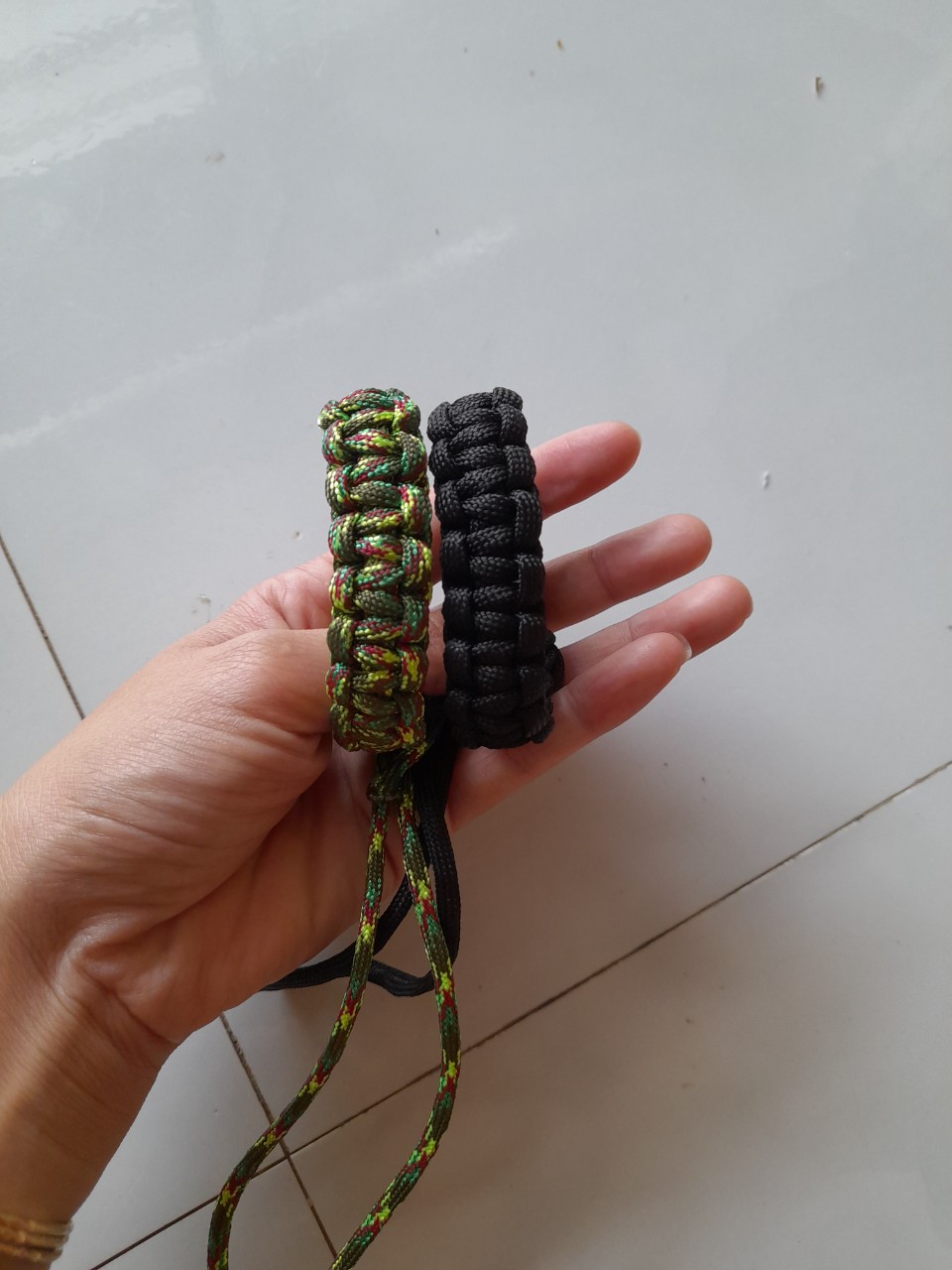 Vòng paracord đeo máy ảnh, đeo ná