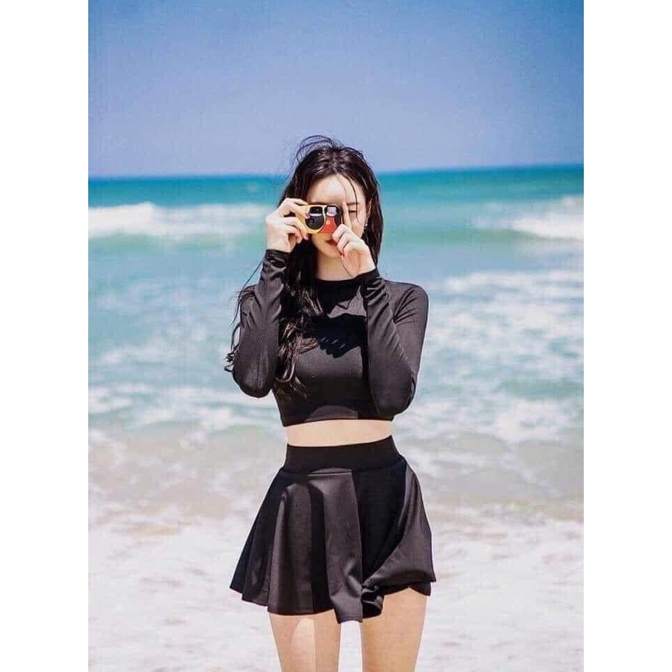 Bikini, Đồ Bơi Đi Biển Hai Mảnh Tay Dài Đen Chân Váy Xòe Dễ Thương Oderi- KG300