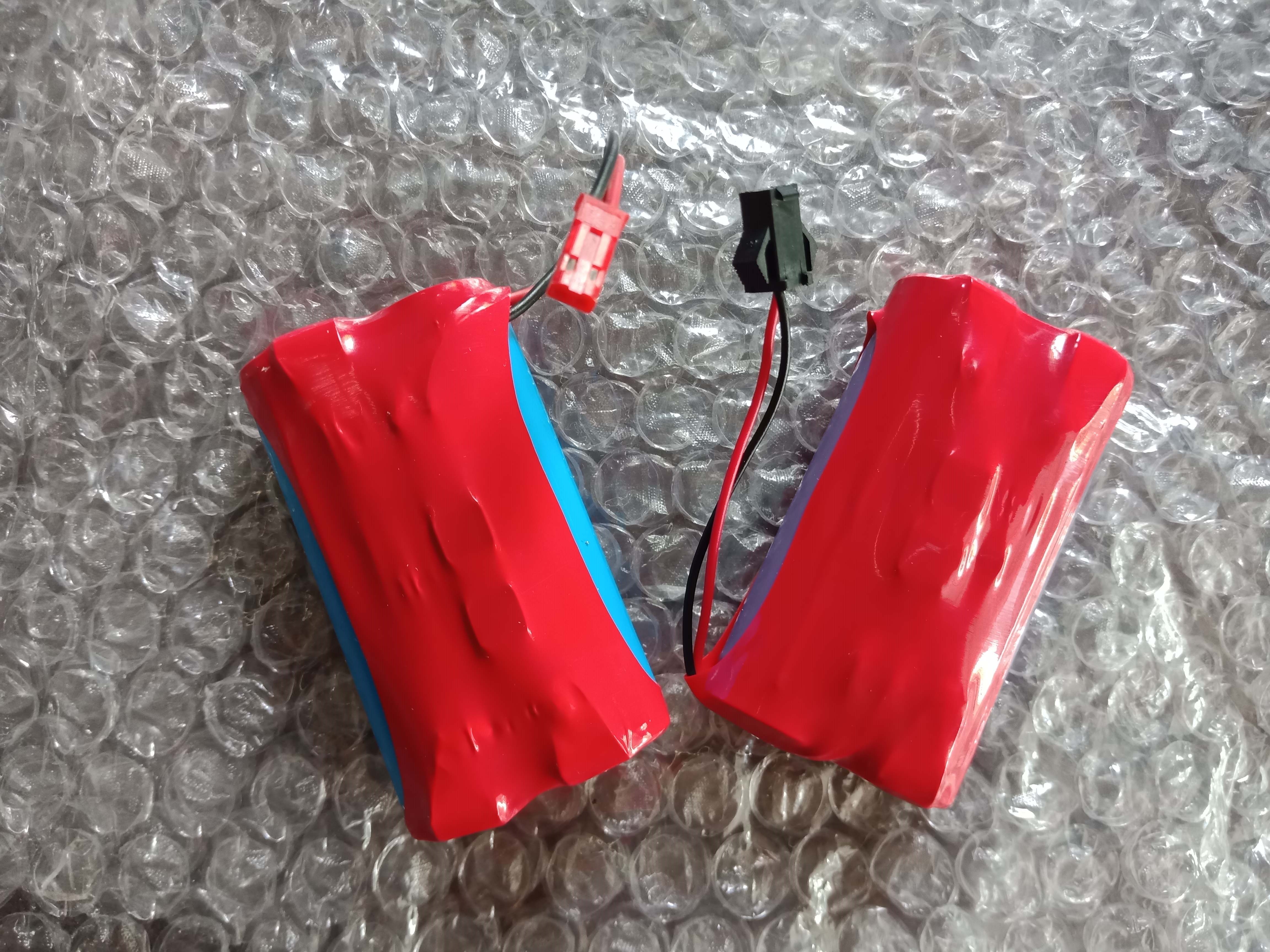 Pin 7.4V 2600mah rack SM và JST có mạch cân bằng