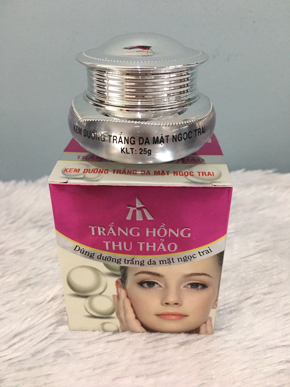 Kem dưỡng trắng da mặt ngọc trai 25g Trắng Hồng Thu Thảo