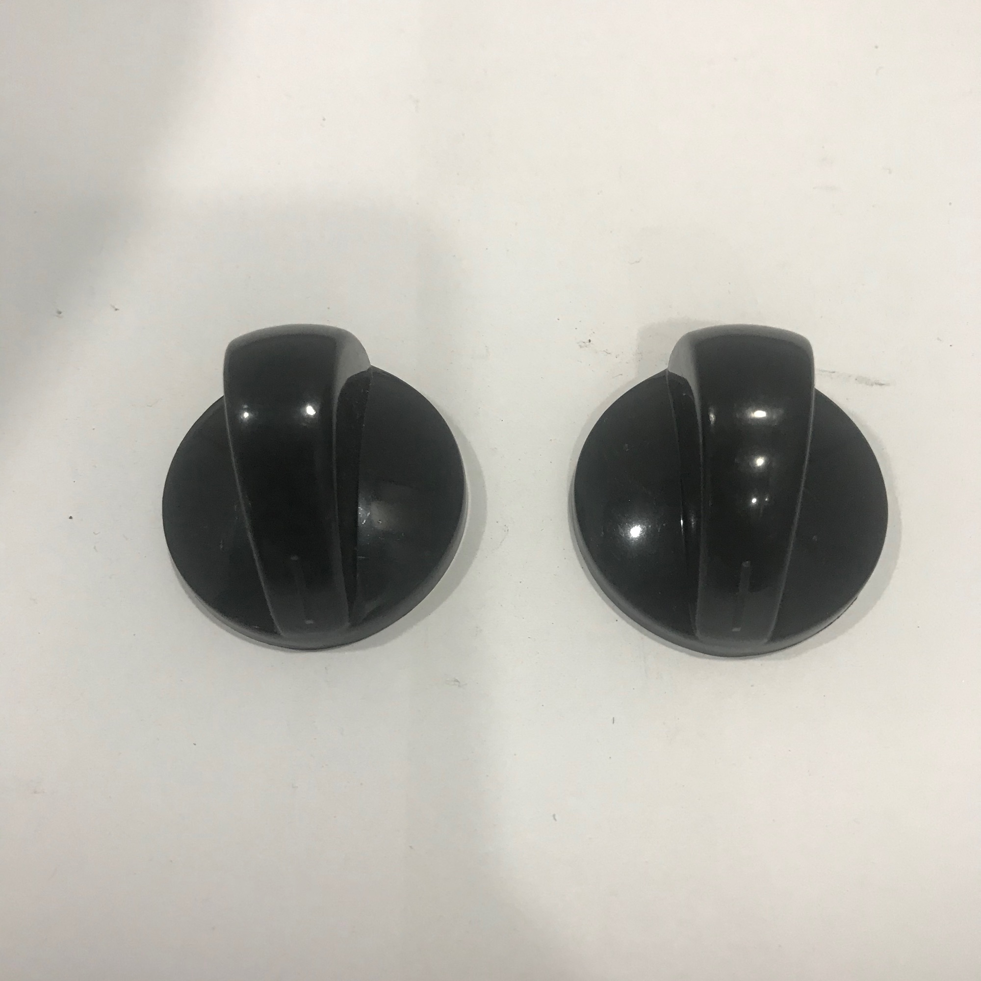 Combo 2 Nút bếp gas dân dụng, bếp gas gia đình sử dụng lâu ngày nút bếp bị nứt vỡ trong quá trình sử dụng,nút bếp thay thế cho bếp gas nổi