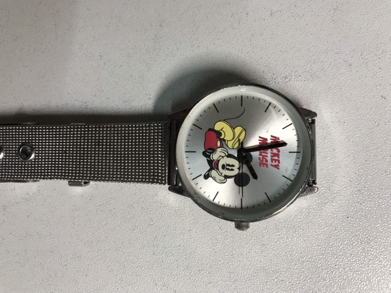 Đồng hồ chuột mickey