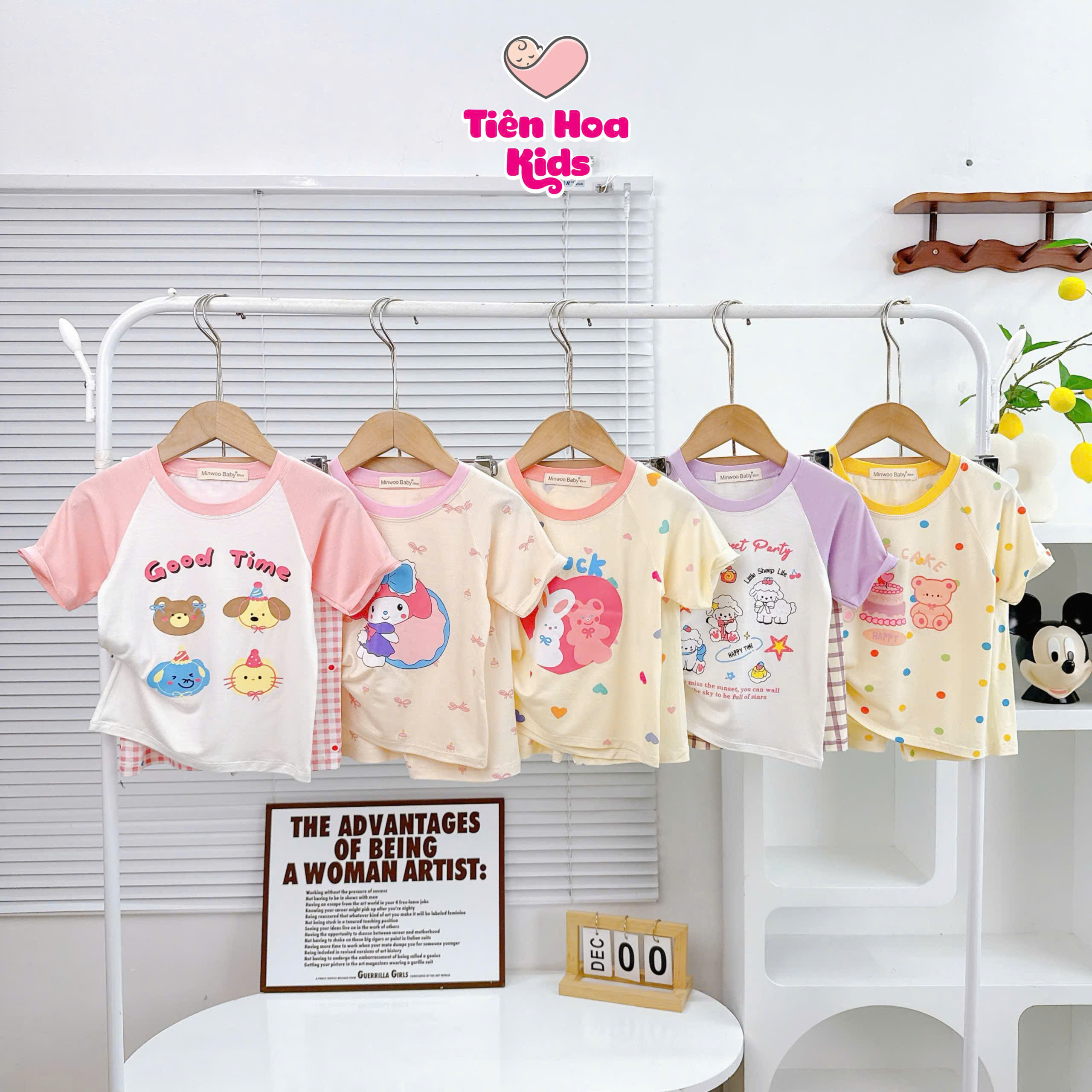 [Baby 7-32kg] Short-Sleeved Set with Cream-Colored Shorts and Soft, Cool Elastic Fabric for Boys and Girls to Go to School or Play.
