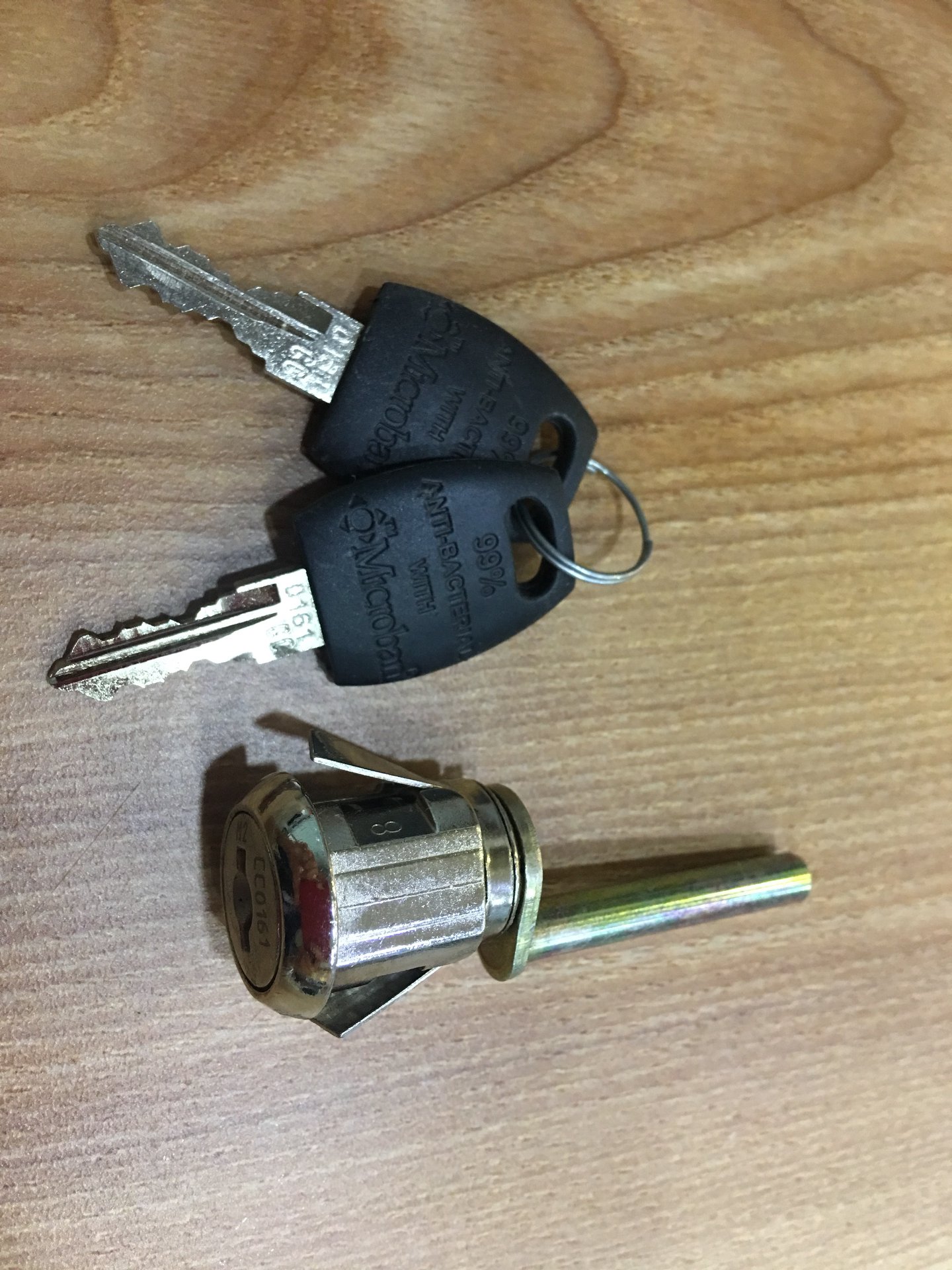 [HCM]Khóa tủ sắt 3 ngăn Hòa Phát