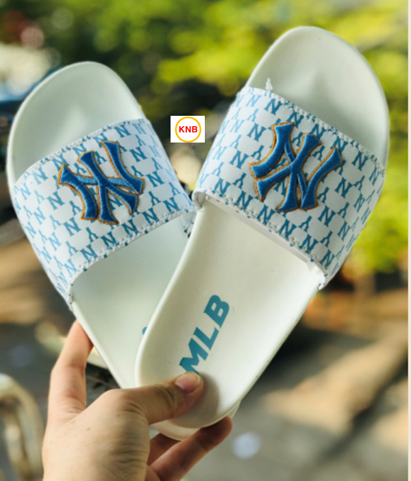 Dép unisex MLB NY dép quai ngang thể thao nam nữ, dép quai ngang thời trang, Dép NY chữ thiêu, dép bóng chài quai ngang thể thao nam nữ,dép ny nam nữ màu trắng thêu chữ xanh
