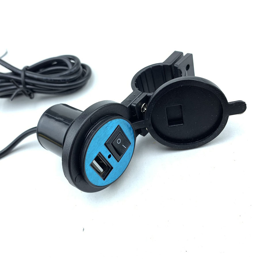 Sạc điện thoại usb di động gắn xe máy