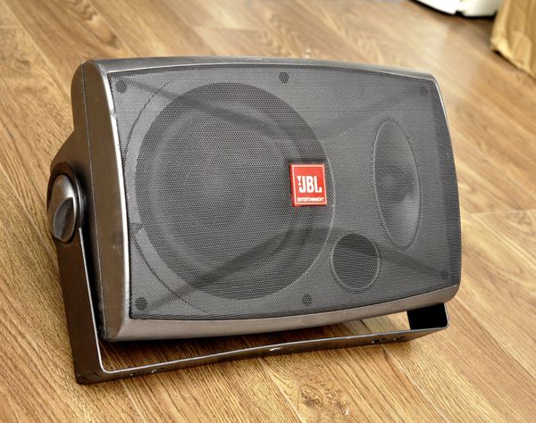 Đôi loa tay, loa trợ lời có tay treo, Bass 16cm, 160w, hàng bãi xịn