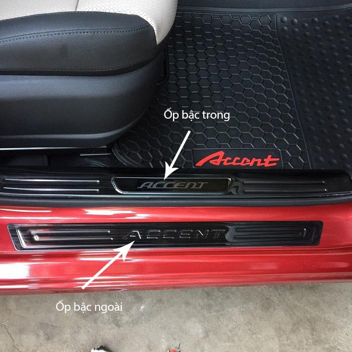 Ốp Bậc Cửa Ngoài Xe Hyundai Accent 2018 đến 2022 Mẫu Titan, Bộ 4 Chi Tiết, Giúp Trang Trí Chống Xước Xe Hiệu Quả, Có Sẵn Keo 2 Mặt Siêu Dính, Lắp Đặt Dễ Dàng Tại Nhà