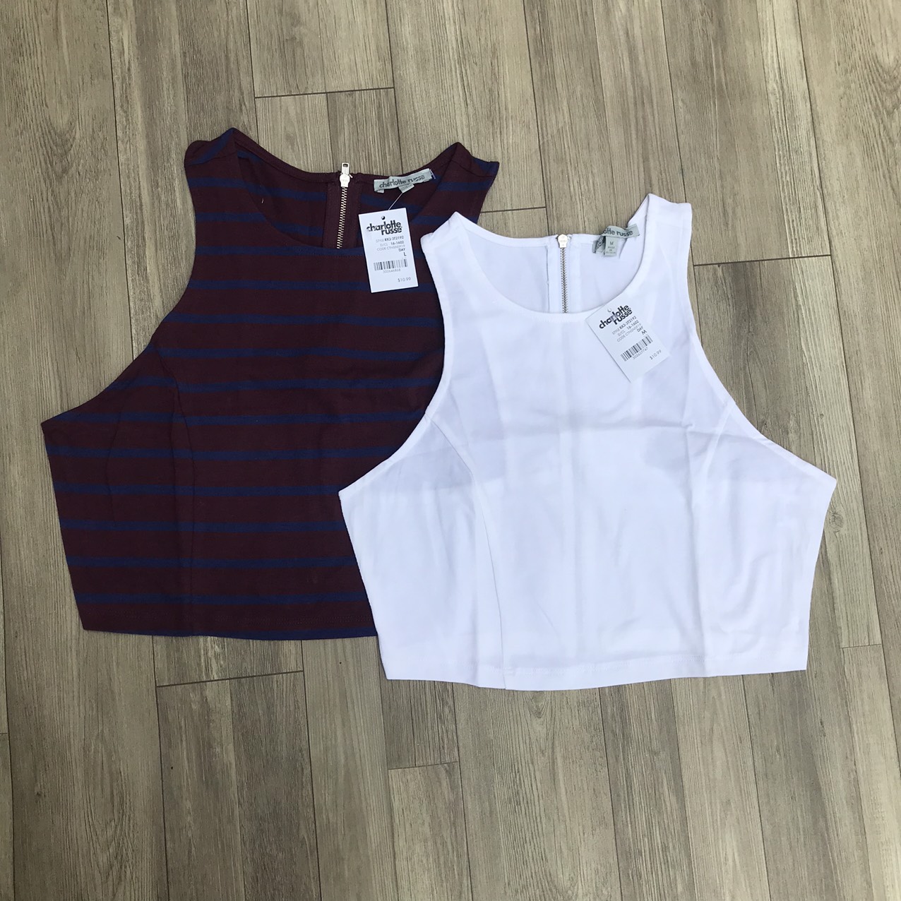 Áo crop top CharlotteRuss* vnxk dư xịn