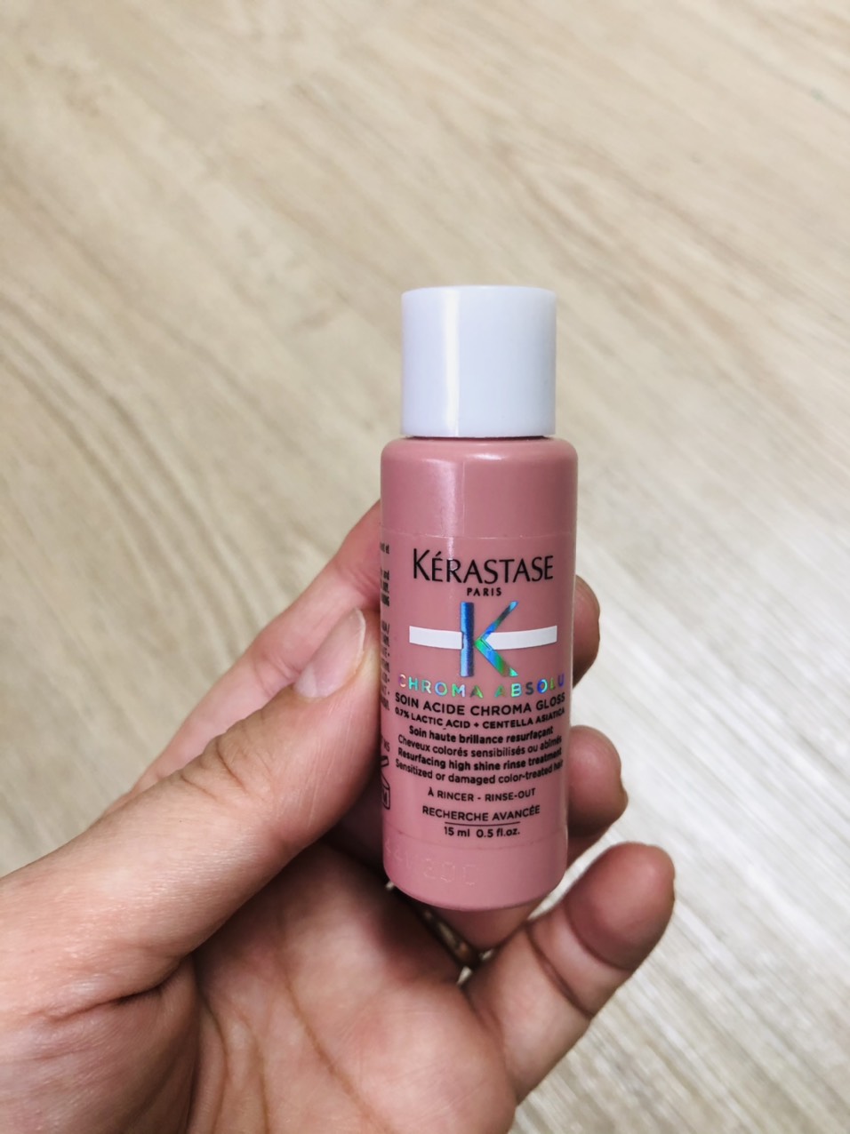 Dầu Dưỡng Bóng Tóc Kerastase Chroma Absolu Soin Acide Chroma Gloss Minisize 15ml