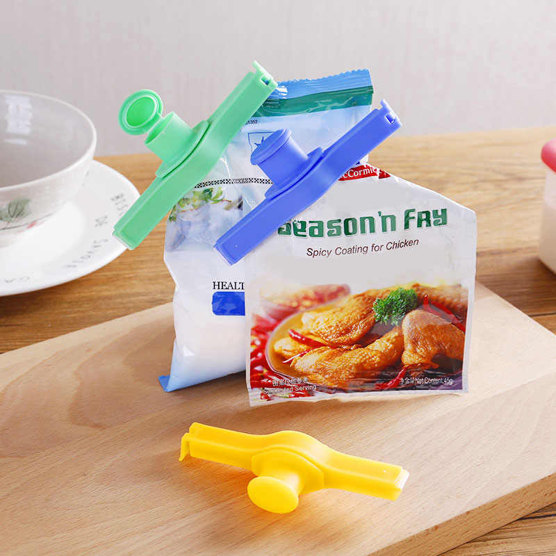 Dụng cụ kẹp miệng túi tiện ích