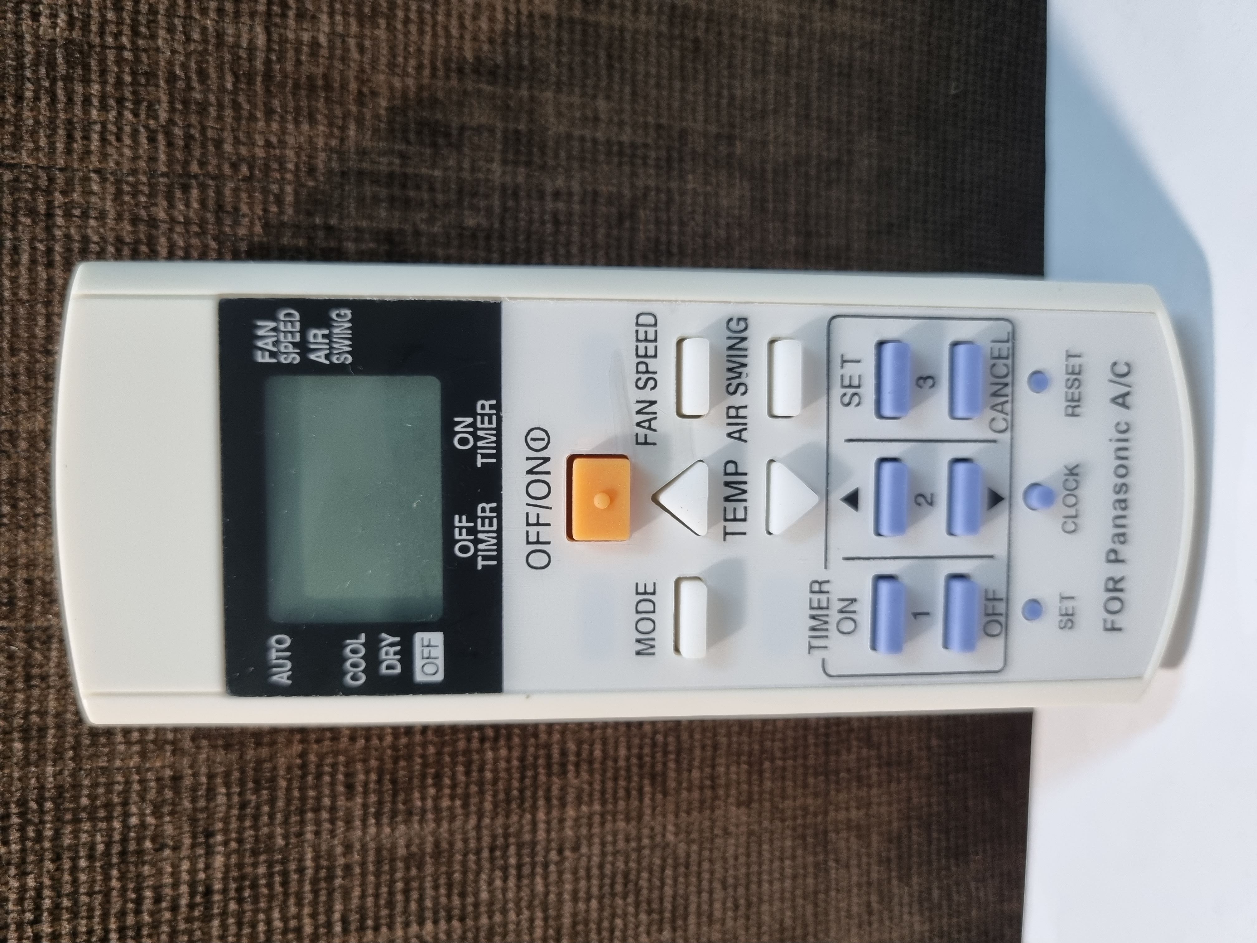 Điều khiển điều hoà Panasonic 2 chiều thường