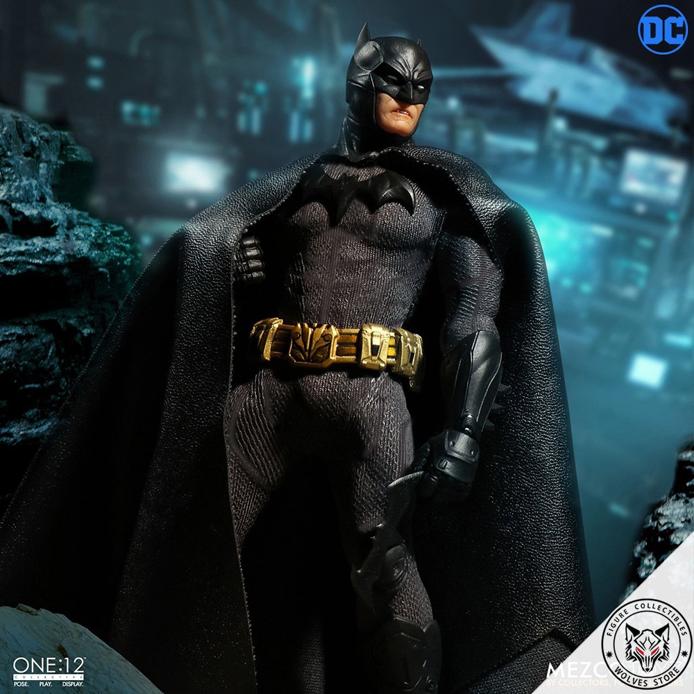 HCM][Order báo giá] Mô hình chính hãng Mezco: Batman Sovereigh ...