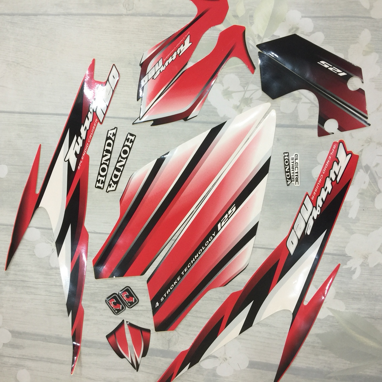 Bộ  tem 3 lớp xe máy Future Neo màu đỏ đen