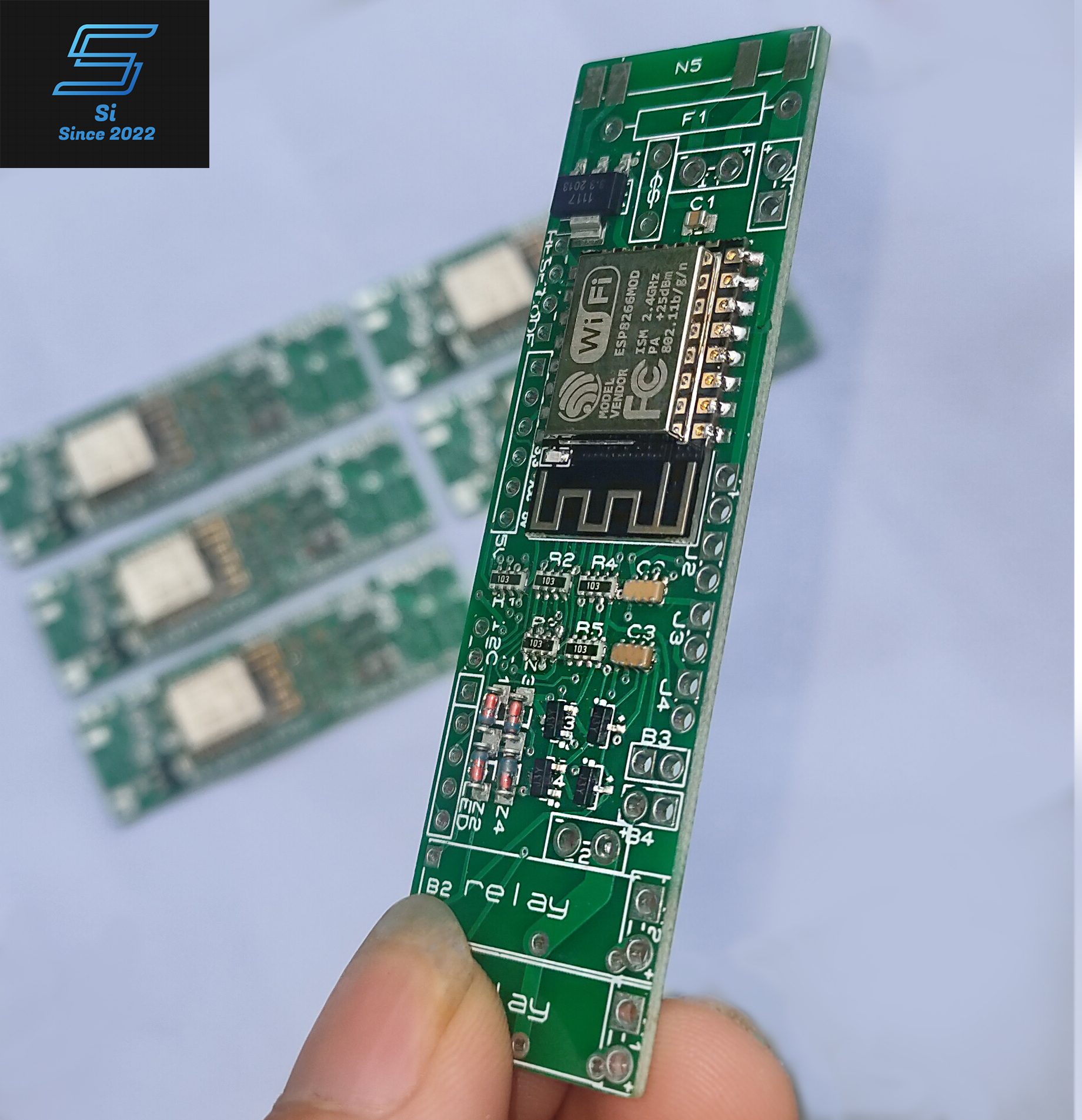 Bảng mạch phát triển công tắc công tắc thông minh wifi 4 kênh điều khiển qua điện thoại esp8266 nhét ổ điện âm tường