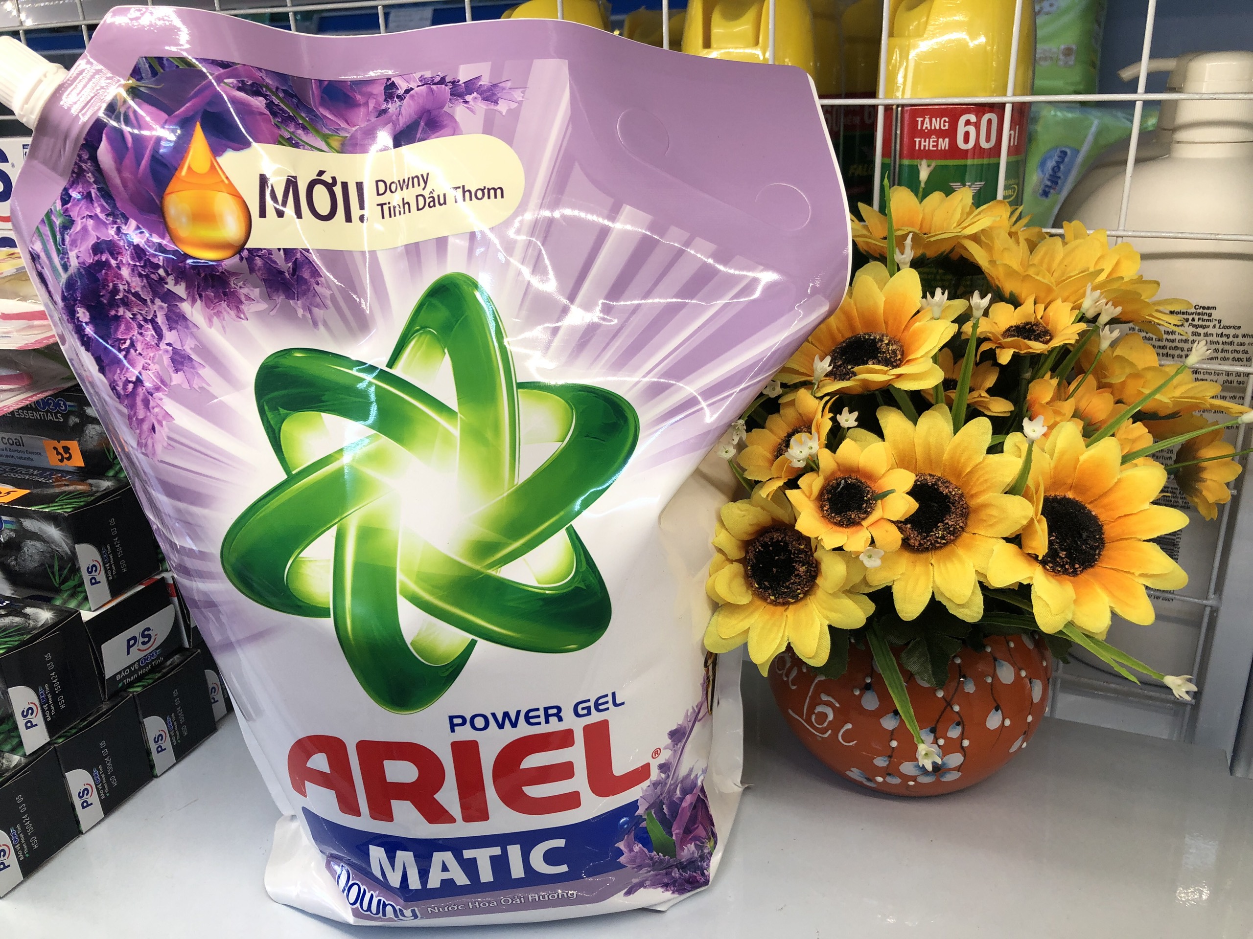 Nước Giặt ARIEL Hương Nước Hoa Oải Hương Túi 3.2KG