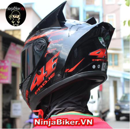 Mũ bảo hiểm AGU tem Đỏ Đen + Sừng + Đuôi Gió