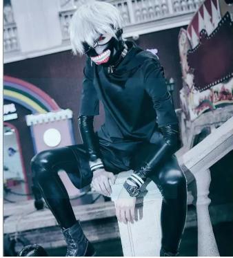 Trang phục hóa trangnhân vật Kaneki Ken trong truyện Tokyo Ghoul