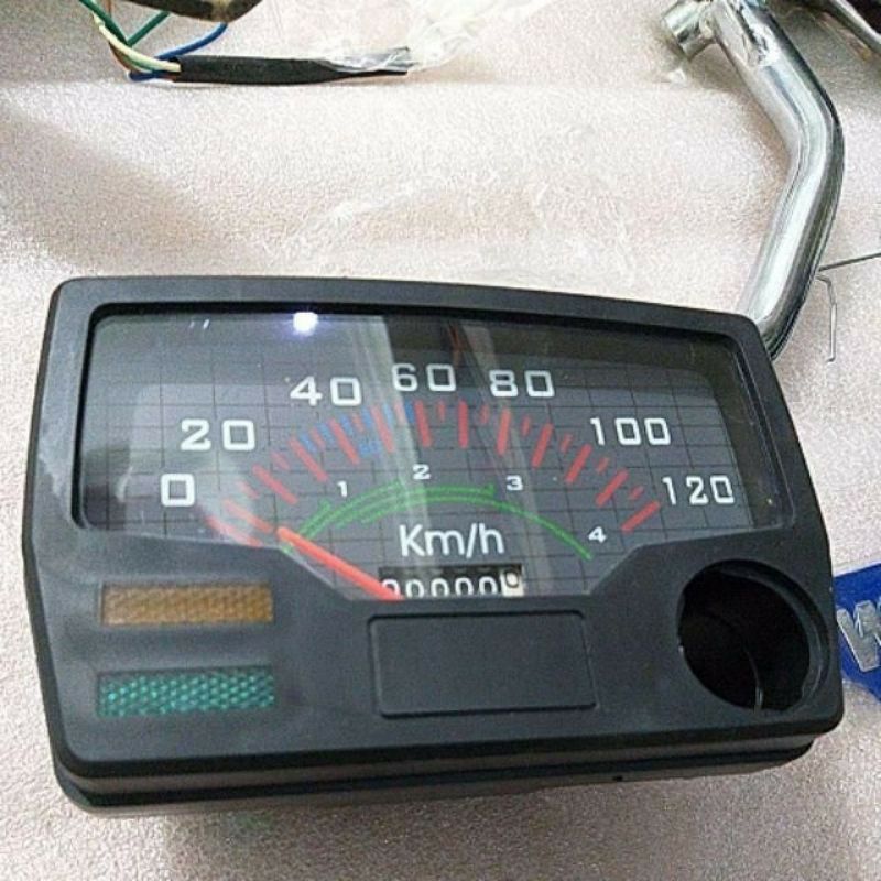 đồng hồ xe win 100