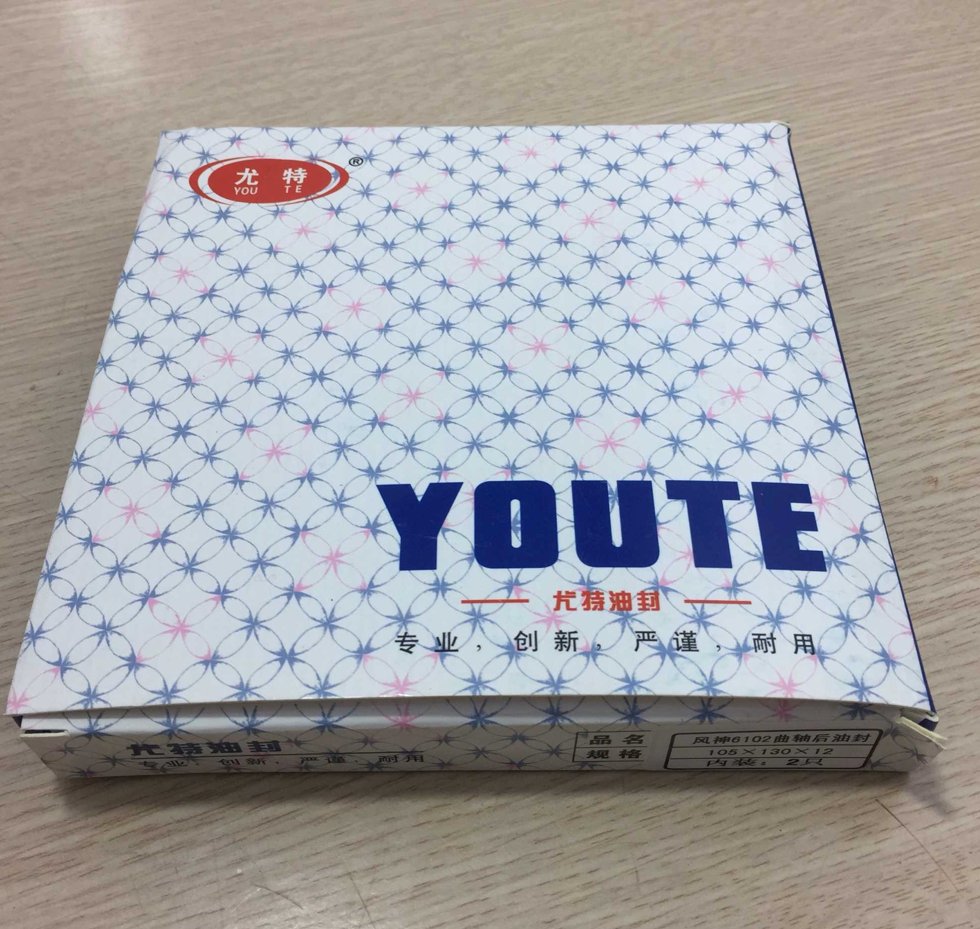 Phớt dùng chắn nhớt các bộ phận như cầu, bánh, hộp số và nhiều bộ phận khác. Thông số 105x130x12