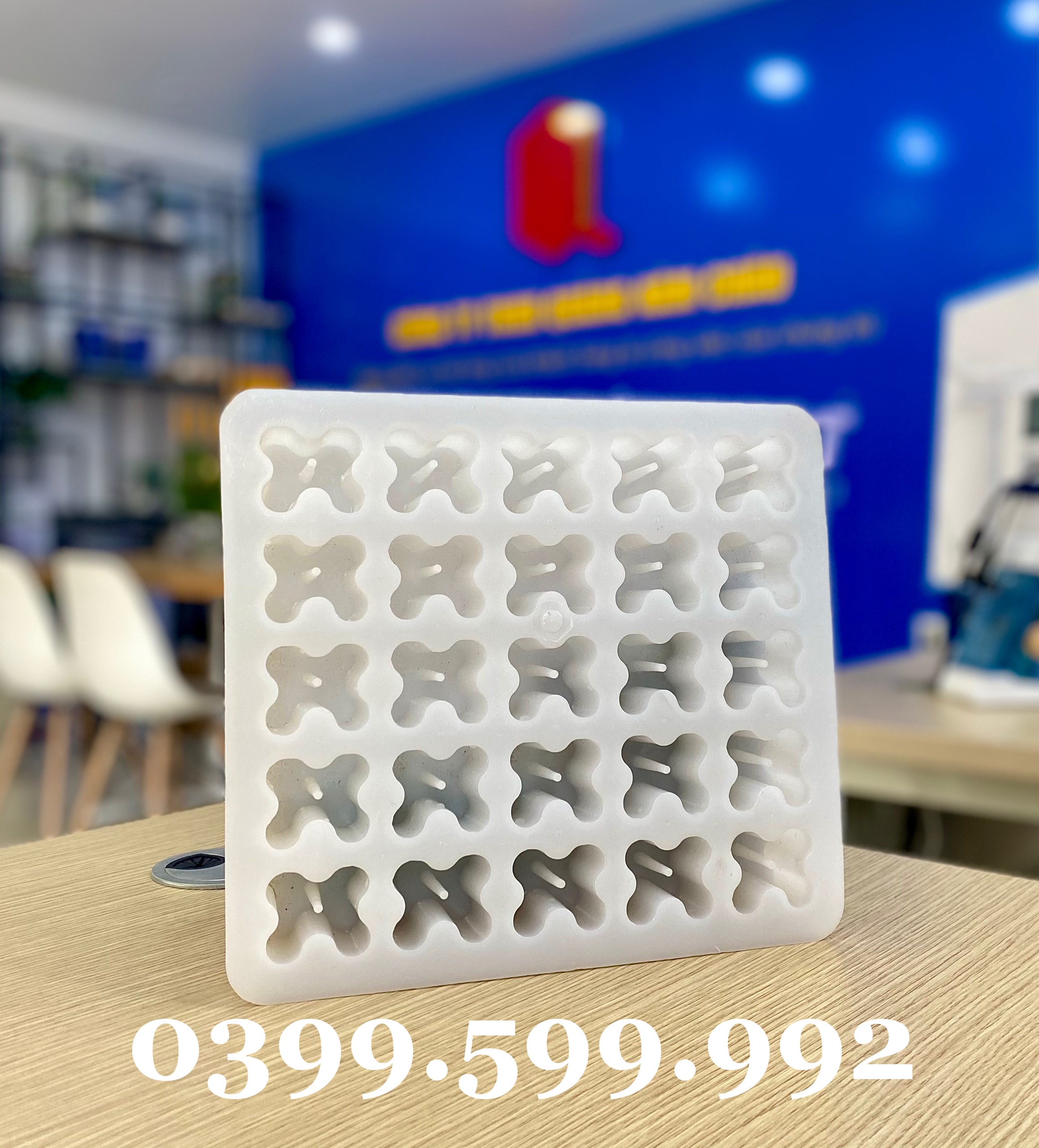 Khuôn đúc con kê bê tông CV20/25/30 (25 viên/khuôn)