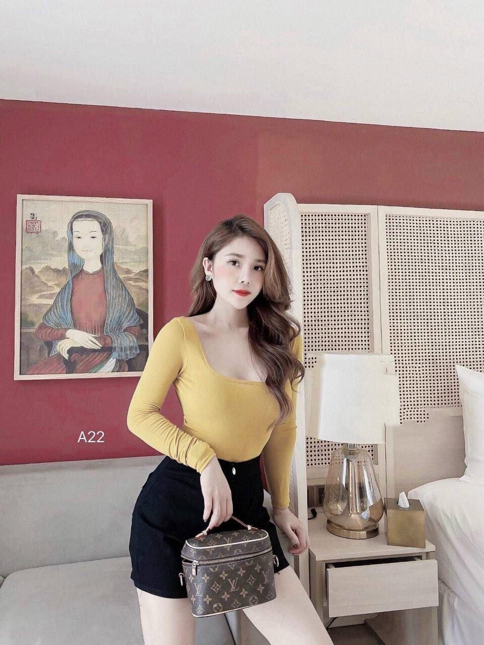 Áo thun cổ lọ vuông, phụng hoàng