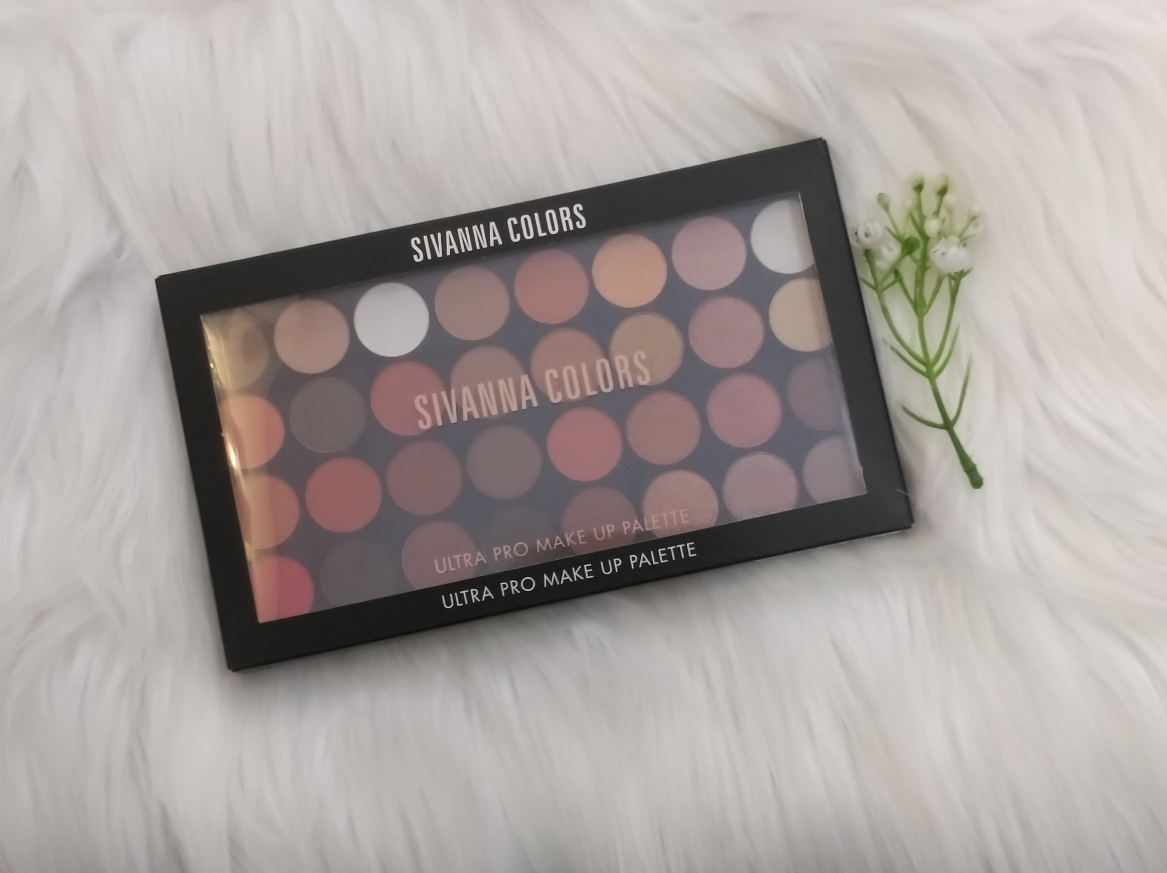 Phấn mắt Ultra Pro Makeup Sivanna Color