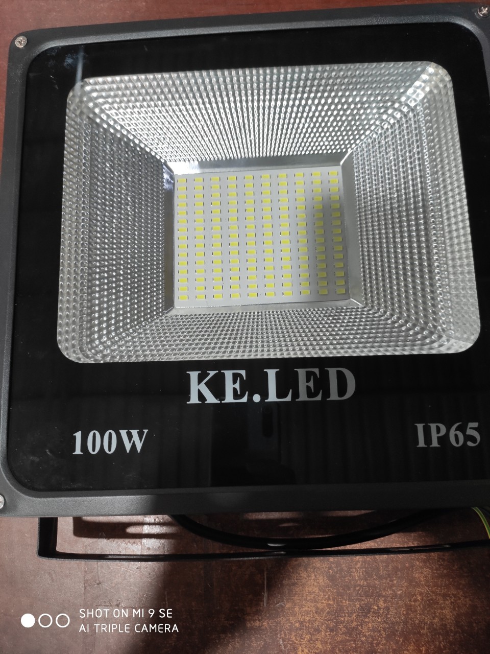 Đèn pha led 100w