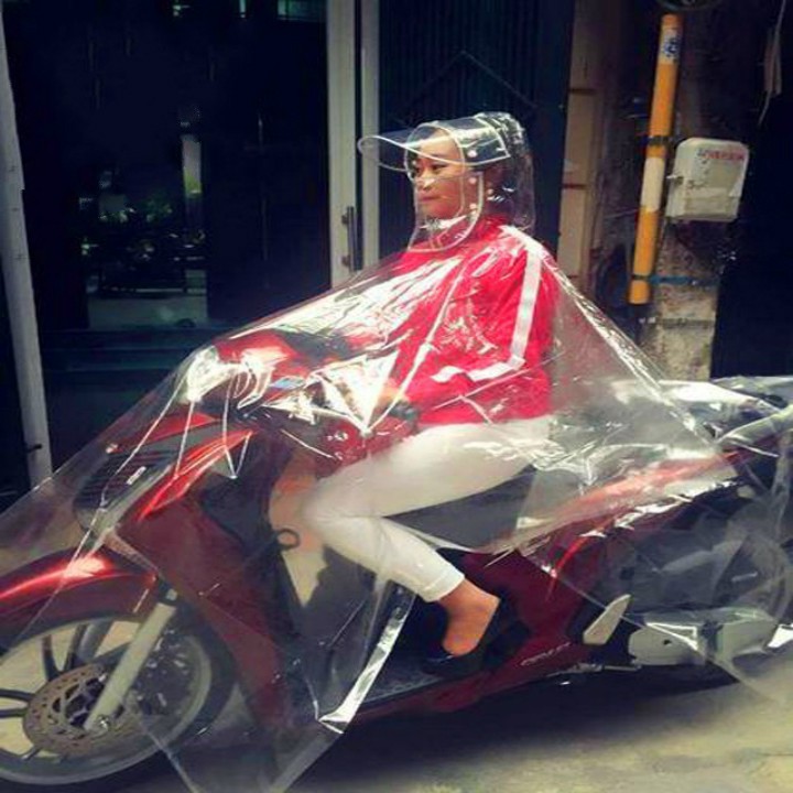 Combo 10 áo mưa trong suốt có khẩu trang