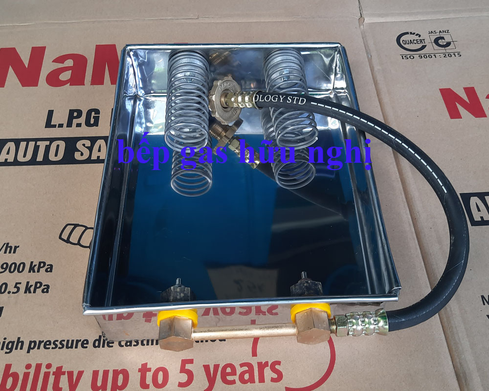 Máng sạc gas mini, tặng 20 nút nhựa, 2 đầu ti, 2 ron