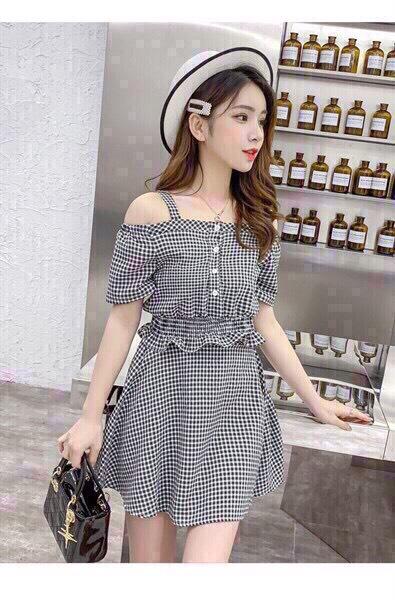 Sét váy caro trễ vai hai dây tiểu thư 2020 - MTB