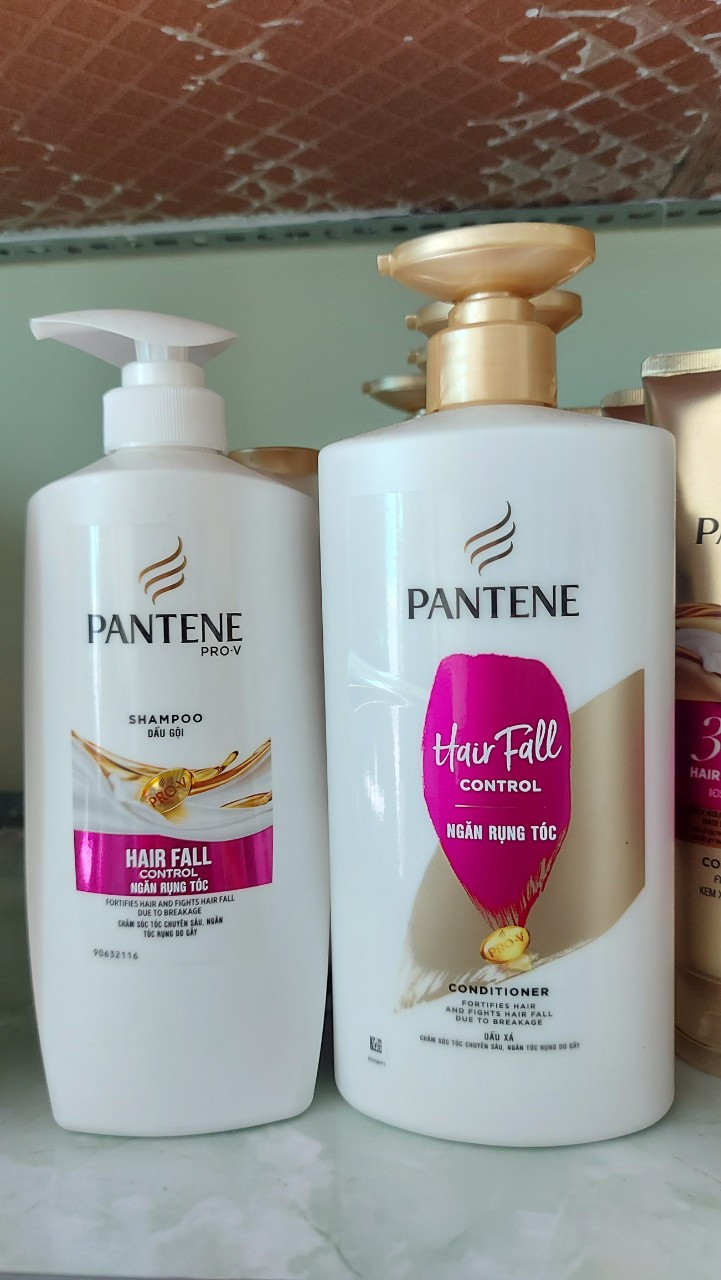 Combo chai dầu gội và dầu xả Pantene 650g