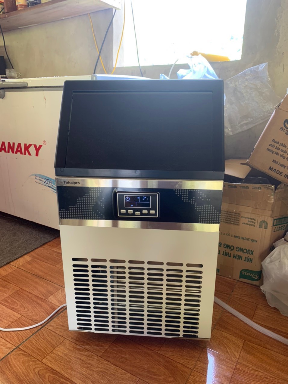 [Trả góp 0%]Máy làm đá viên công nghiệp TAKAIPRO / HICON 80kg- chức năng lọc nước làm đá sạch- đáp ứng được 400-500 cốc đồ uống /ngày-sử dụng cho nhà hàng khách sạn-Bảo hành 1 năm