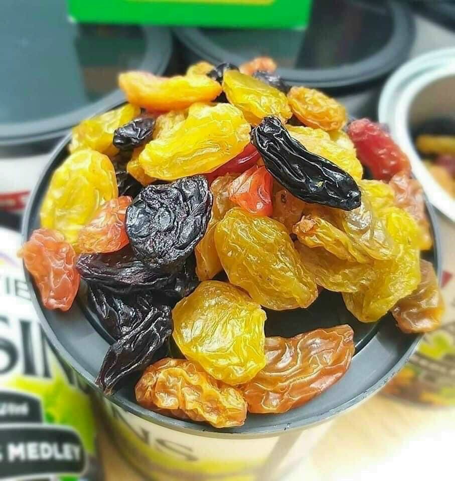 NHO KHÔ LON RAISINS MỸ THẬP CẨM 425GR