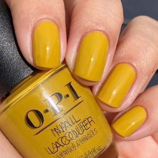 Sơn móng tay opi nắp đen loại 1 - màu vàng mù tạt