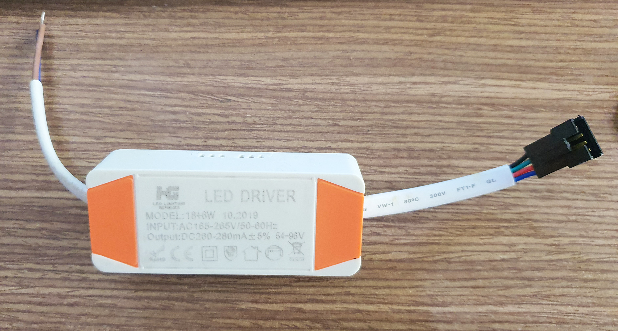 Nguồn cho đèn led 18+6 trắng xanh dương