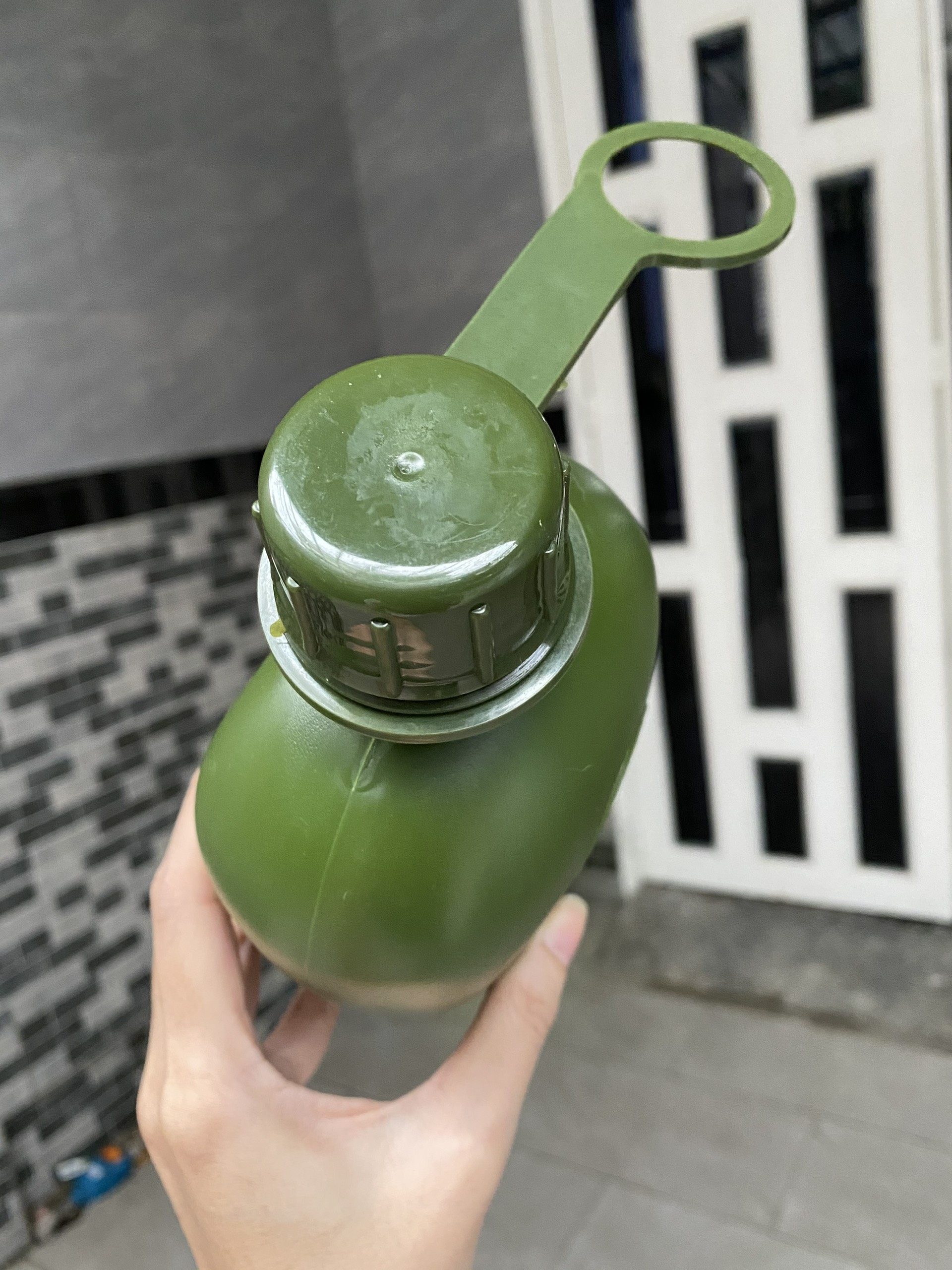 Combo 5 bình tông/bi đông đựng nước loại 1 lít