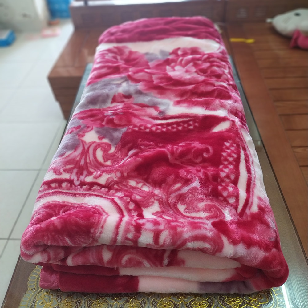 Chăn lông nhung tuyết siêu nhẹ loại 2kg
