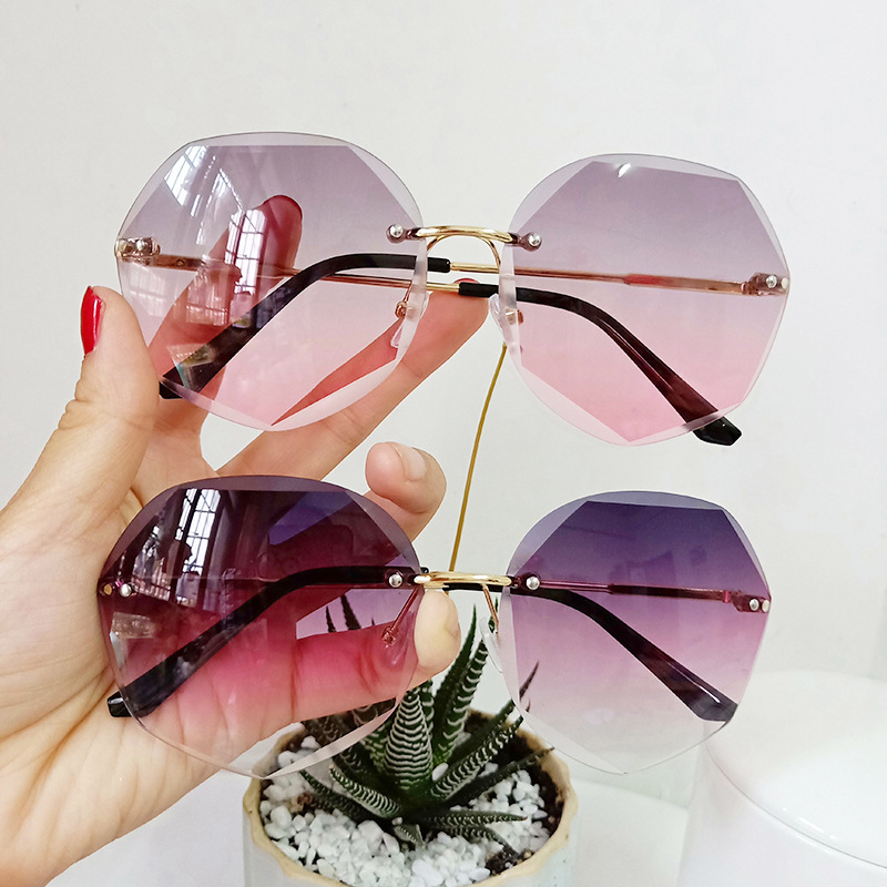 Kính Mát Nữ Hot Trend Đa Giác Thời Trang