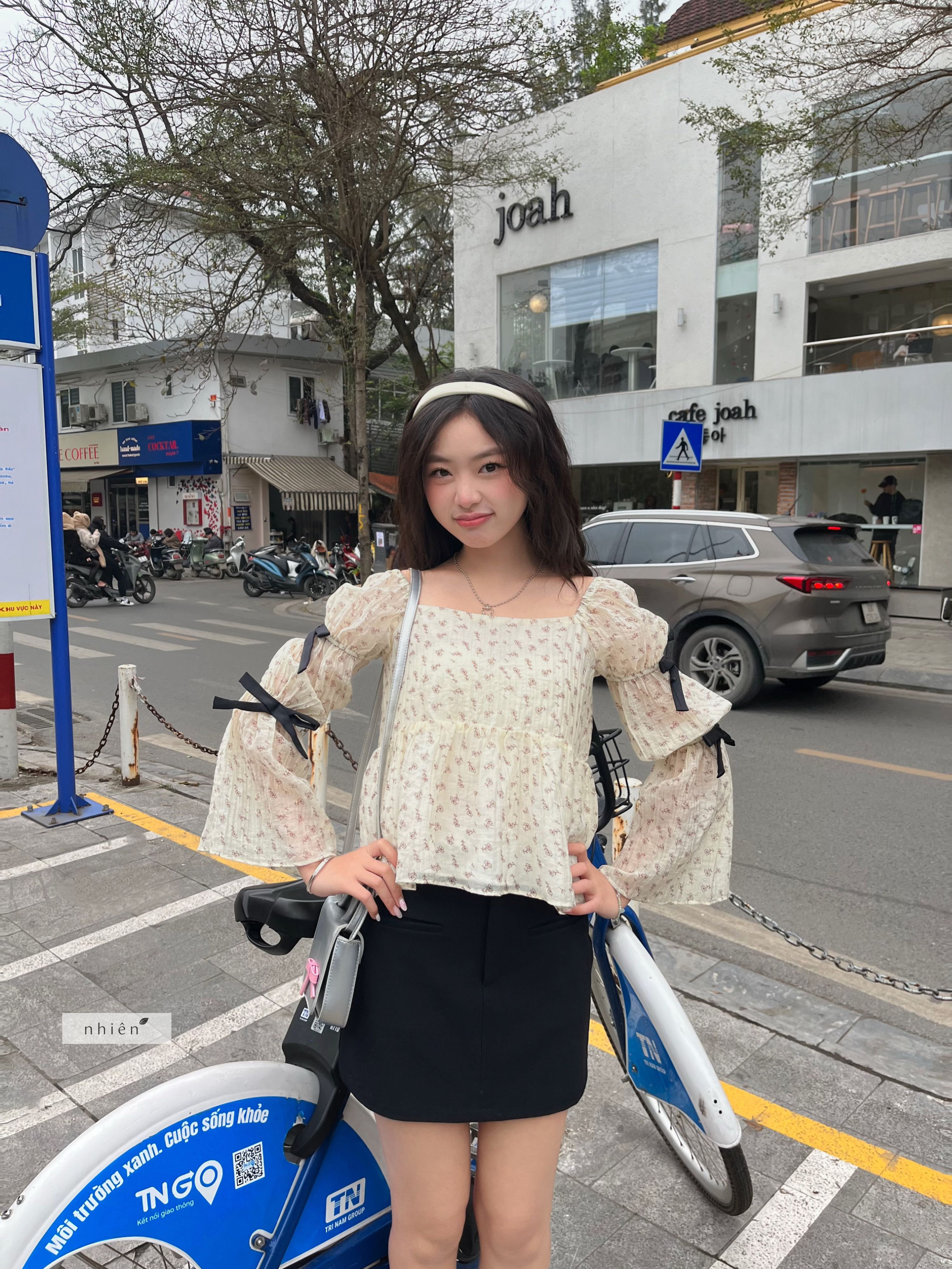Áo babydoll hoa cổ vuông thiết kế 𝐇𝐢𝐥𝐚𝐫 tay dài phối nơ nhienofficial BA380