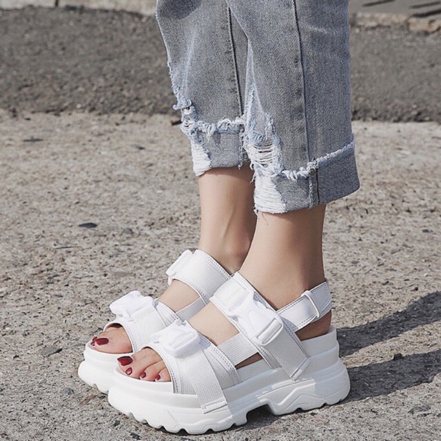 Sandal ulzzang đế cao 7cm