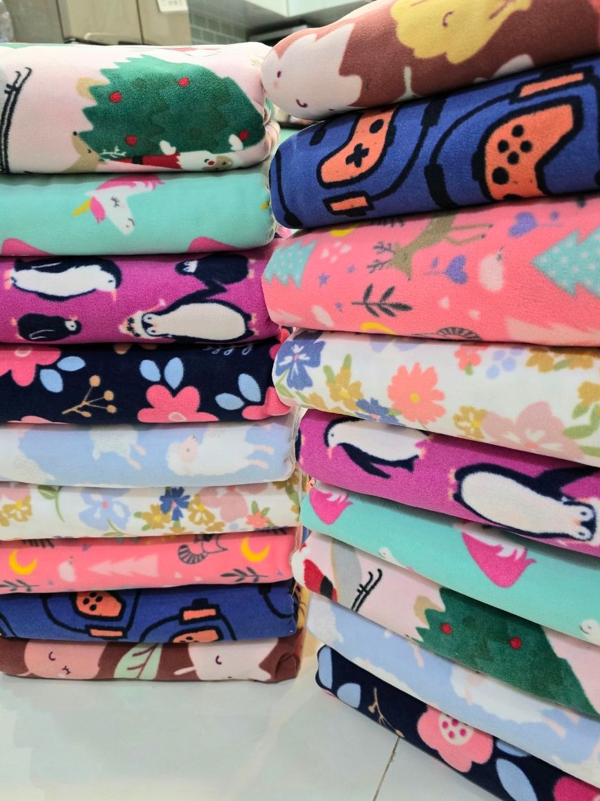 CÓ VIDEO.TỔNG HỢP : 95 mẫu Mền nỉ cotton Thái du lịch, văn phòng, đi học