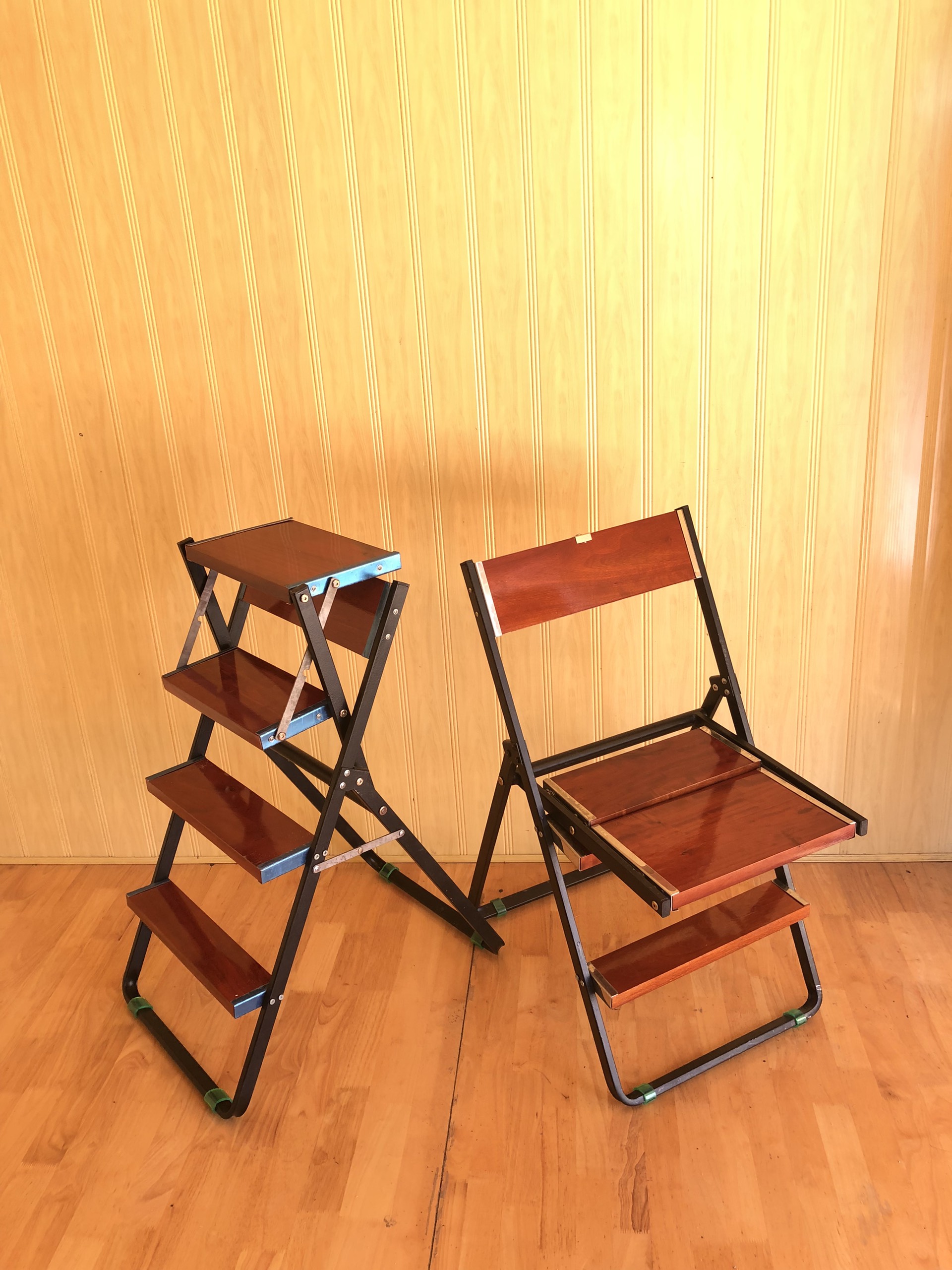 Thang ghế gấp gọn tiện lợi