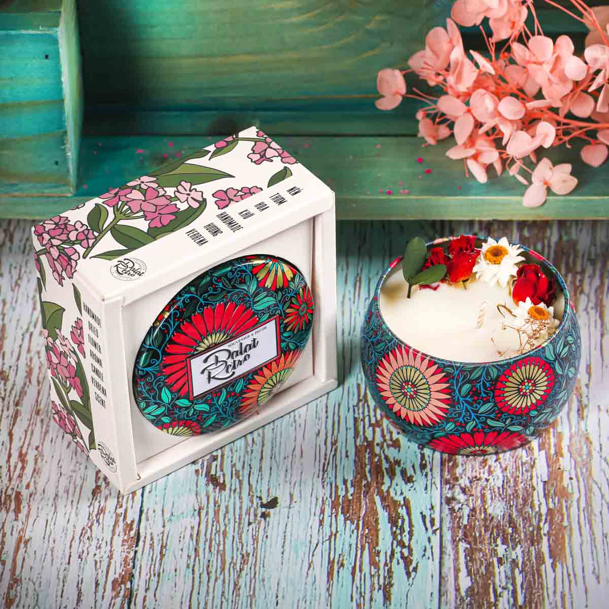 Nến thơm, 120g, hộp, mẫu hộp thiếc hoa văn, hương verbena, Dalat Retro