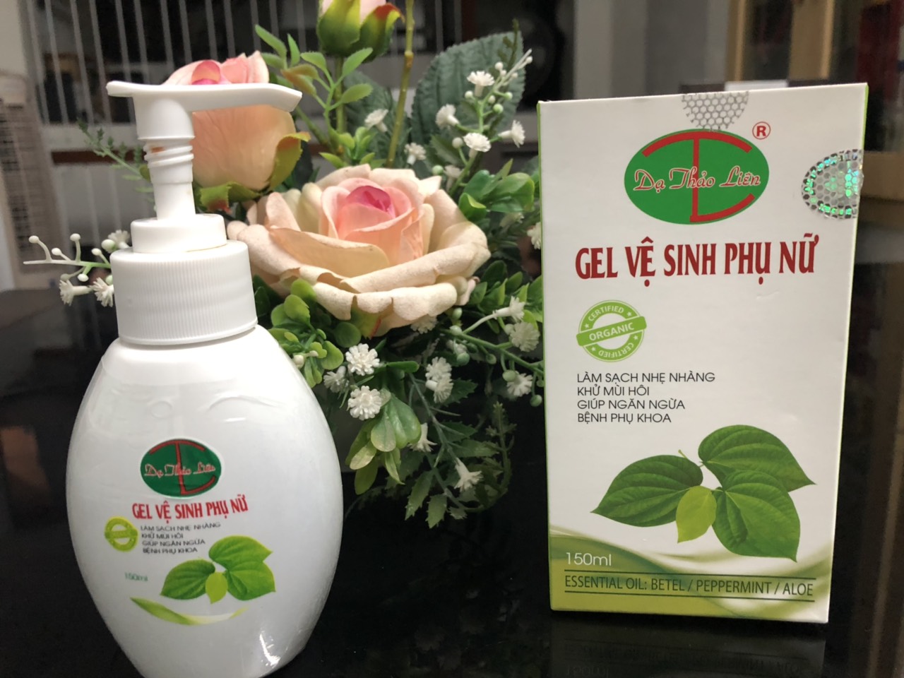 Gel vệ sinh phụ nữ dạ thảo liên 150ml